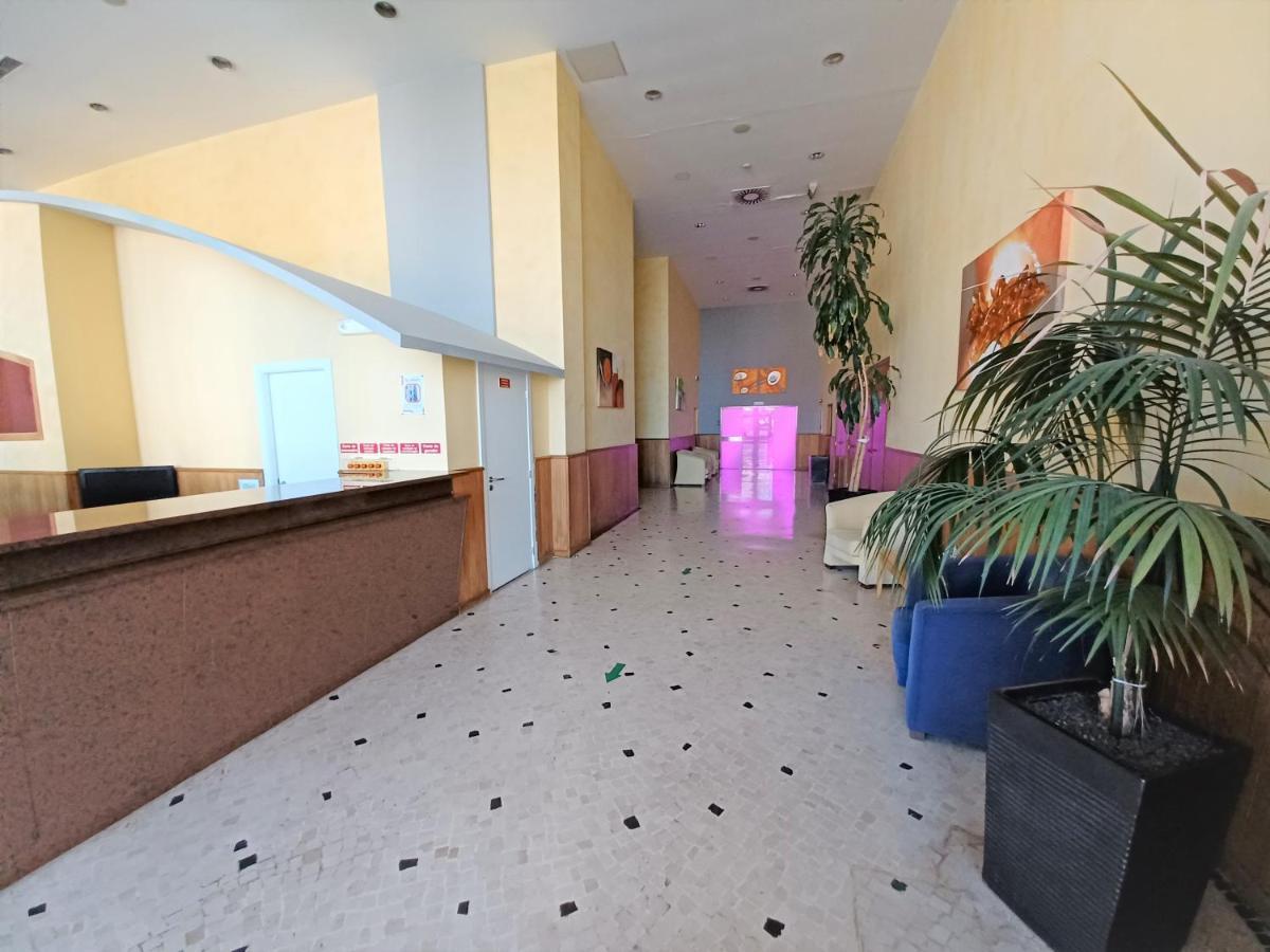 Sunny Dreams Apartment - Praia Mar 波尔蒂芒 外观 照片